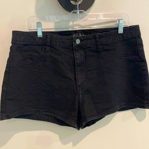 WILD FABLE Black Denim Shorts